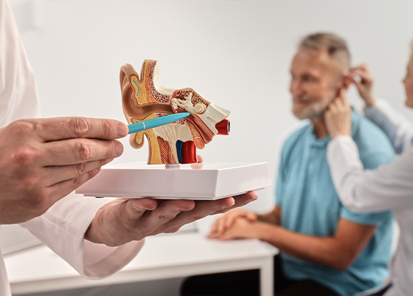 apparecchio acustito invisibile